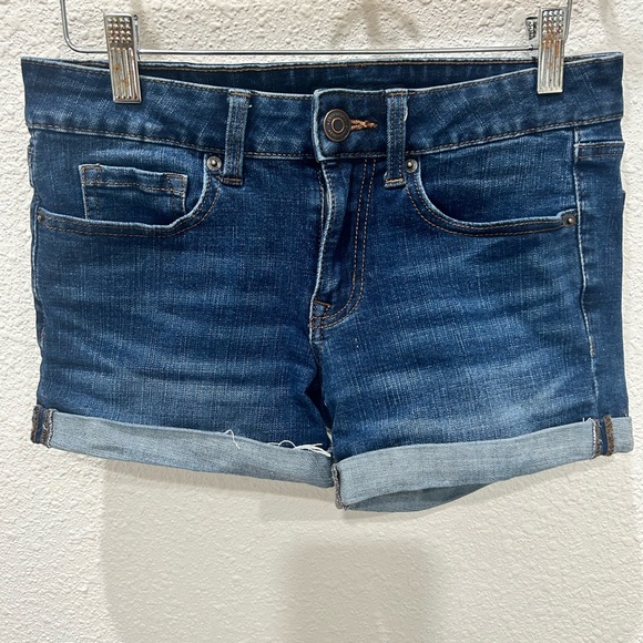 3 pairs Aeropostale shorts - Picture 2 of 9